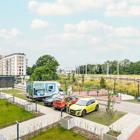 Latarnikow Estate With Balcony & Parking By Renters Gdansk